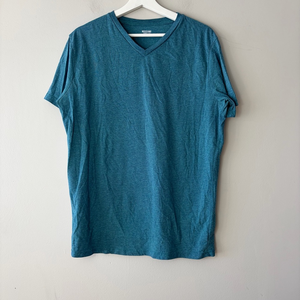 Mossimo Supply Co V-Neck‎ Teal Short Sleeved T-Shirt Men's Large